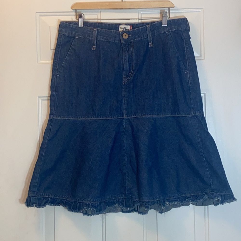 VTG, Unique Levi’s Jeans 💯 Cotton Skirt Size 14